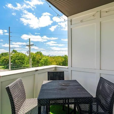 King Bed, Balcony, Covered Patio & Firepit! 8 Minutes From Broadway Нэшвилл Экстерьер фото